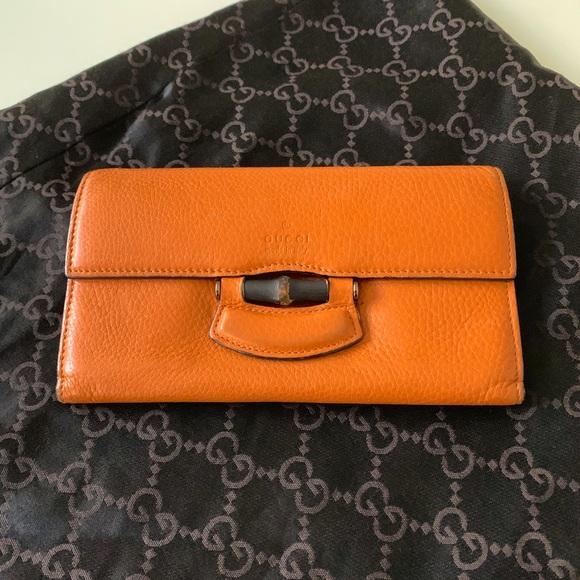 Gucci Handbags - Gucci leather Bamboo wallet